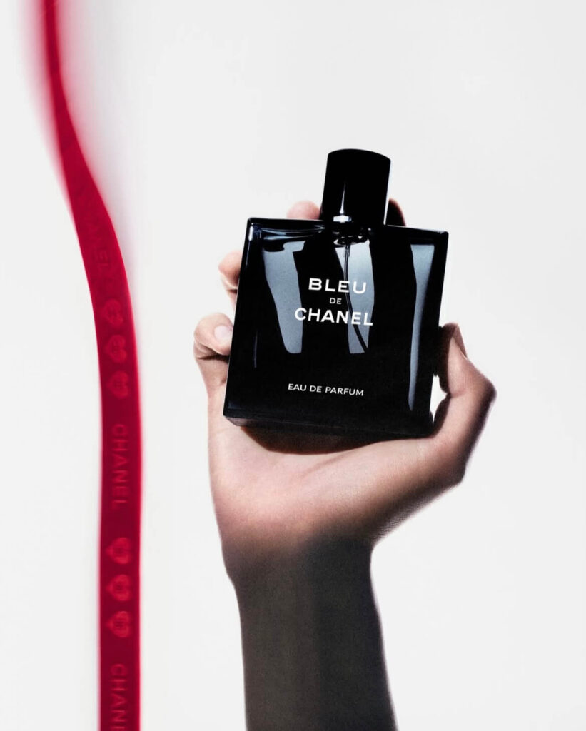 รูปโฆษณาเครื่องสำอาง