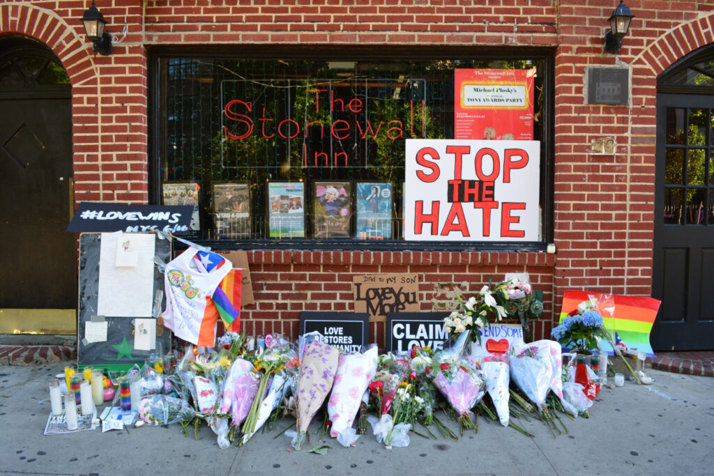 New,York,City,,Usa, ,June,13,,2016:,Memorial,Outside