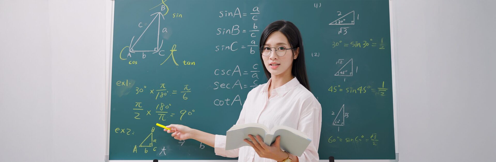 ต้อนรับ "วันครู" ด้วยสื่อการสอนคุณภาพสูง!_cover_desktop